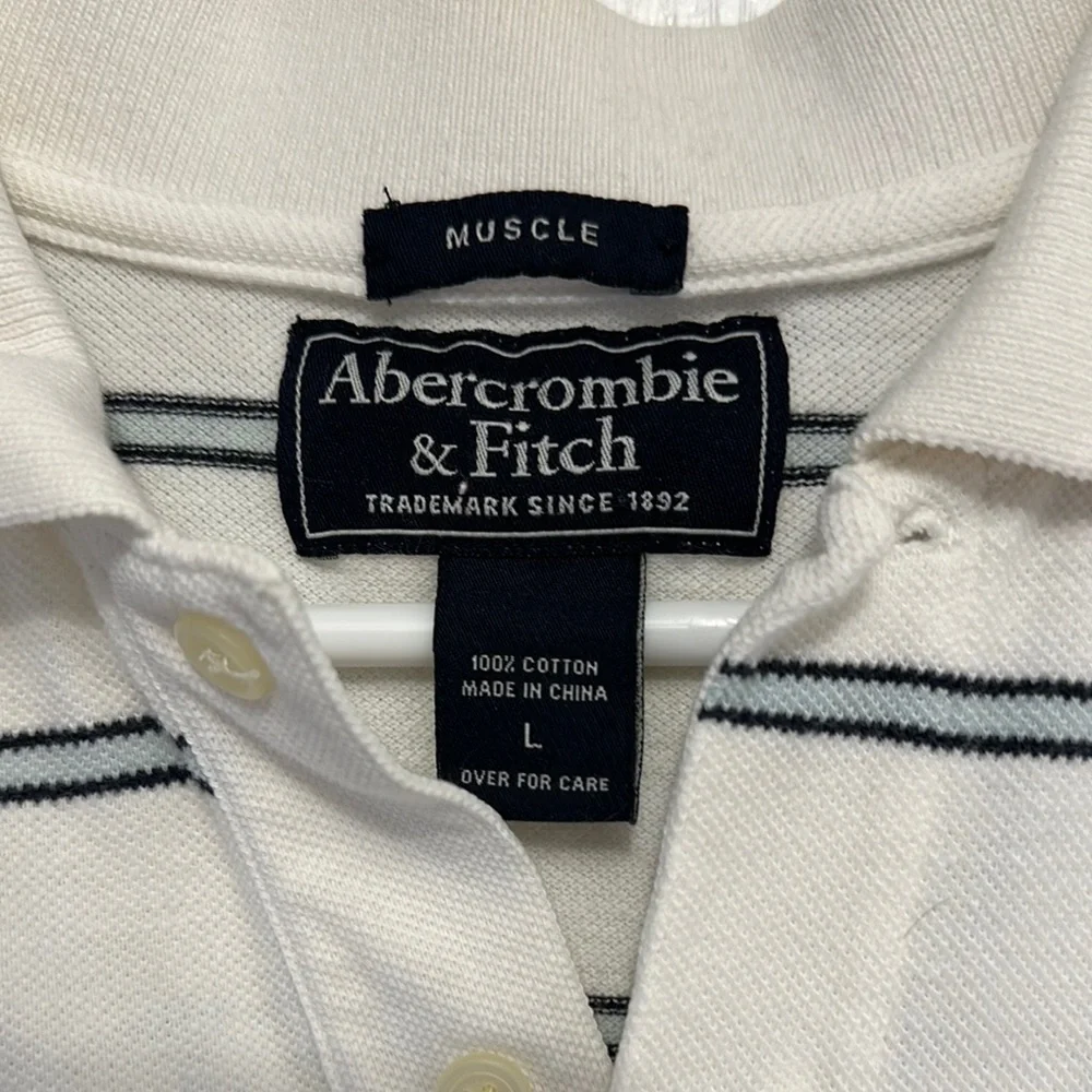Abercrombie & Fitch White and Blue Polo Shirt - Picture 2 of 7